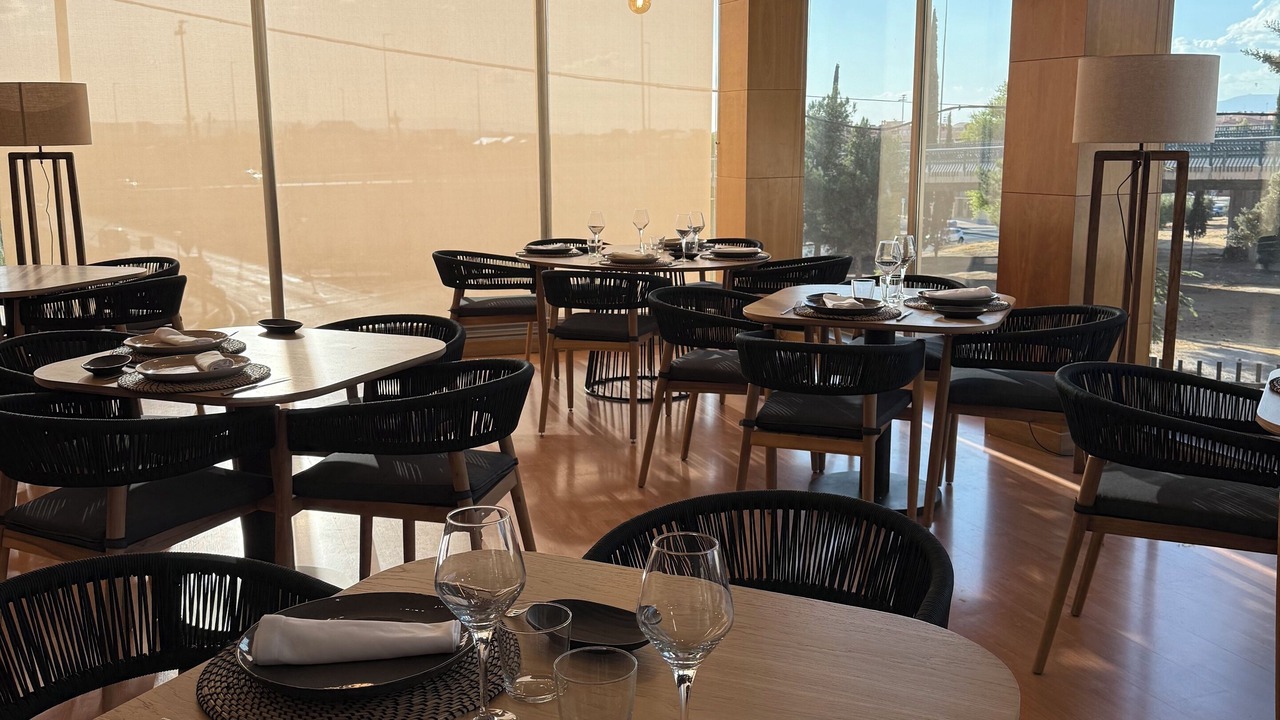 Photo of Others in Genil