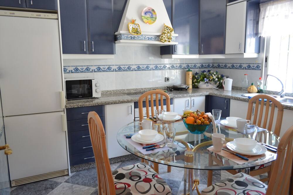 Photo of Kitchen in Almayate Bajo