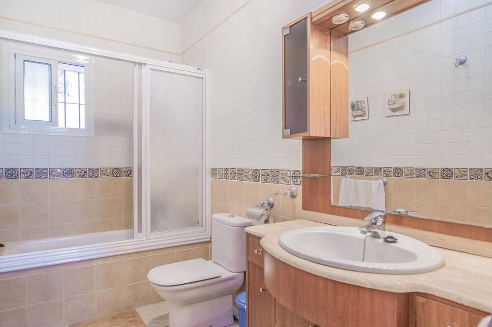 Photo of Bathroom in Torrox