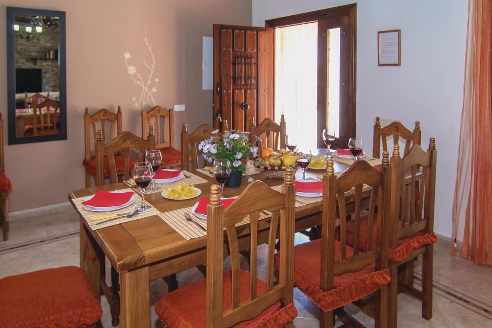 Photo of Bedroom in Sayalonga