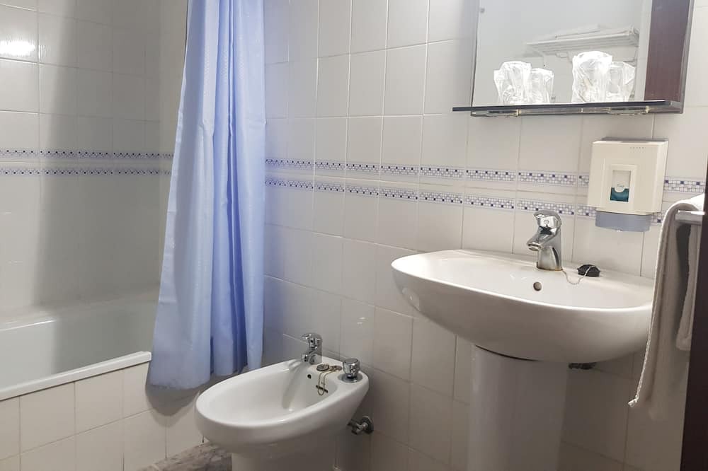 Photo of Bathroom in Lepe