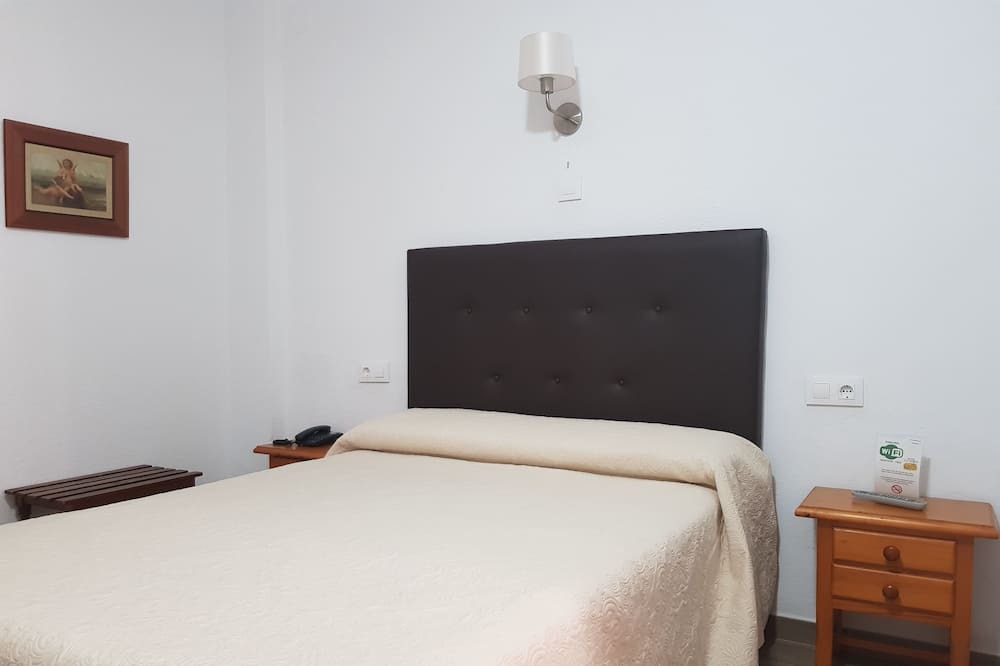 Photo of Bedroom in Lepe