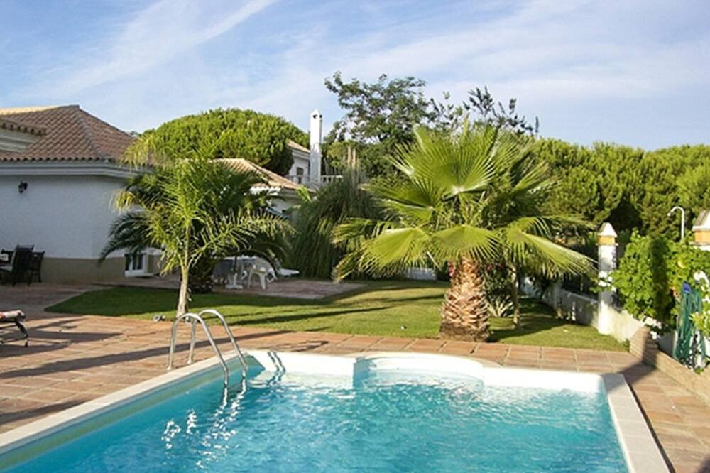 Photo of Outdoor in Nuevo Portil