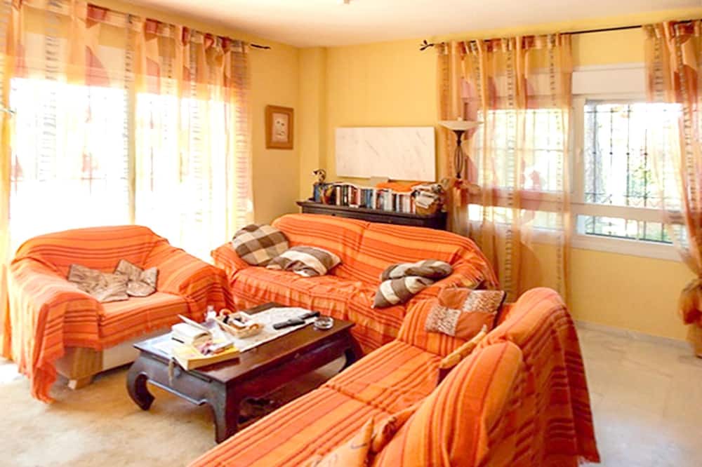 Photo of Livingroom in Nuevo Portil