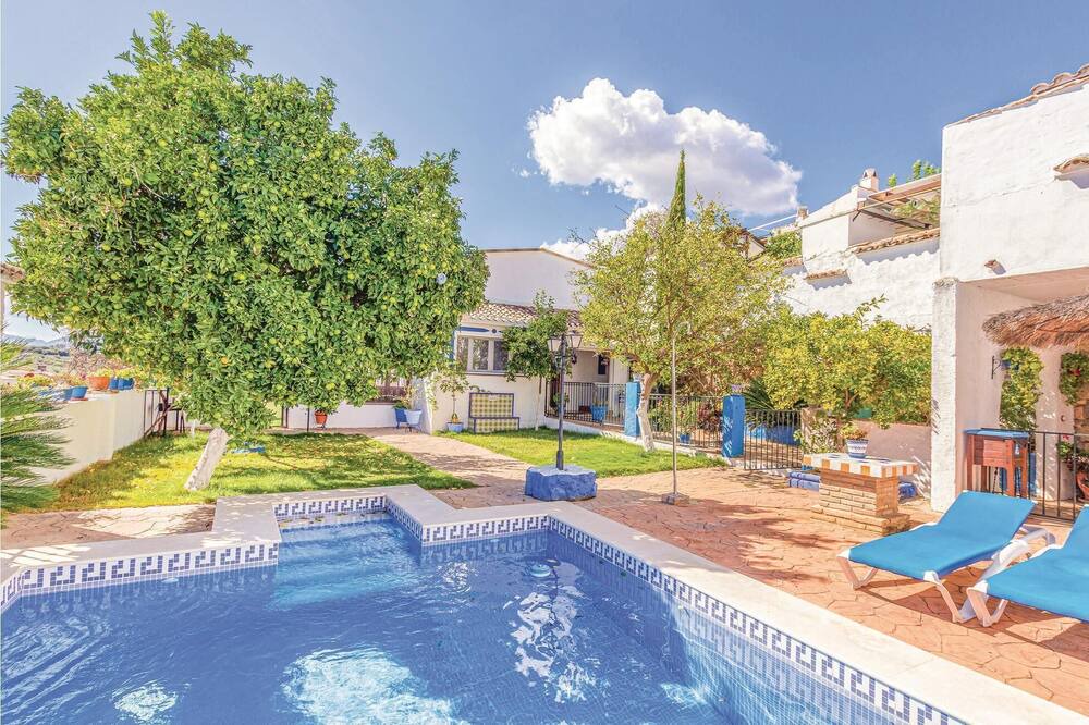 Photo of Outdoor in Zagrilla