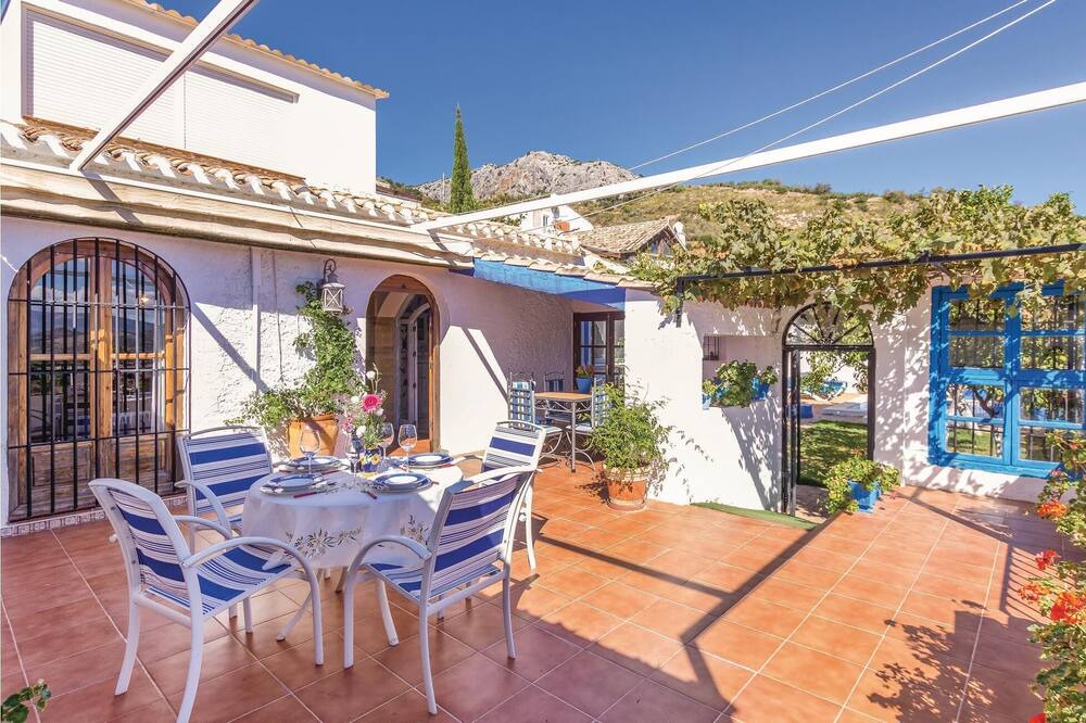 Photo of Patio Balcony in Zagrilla