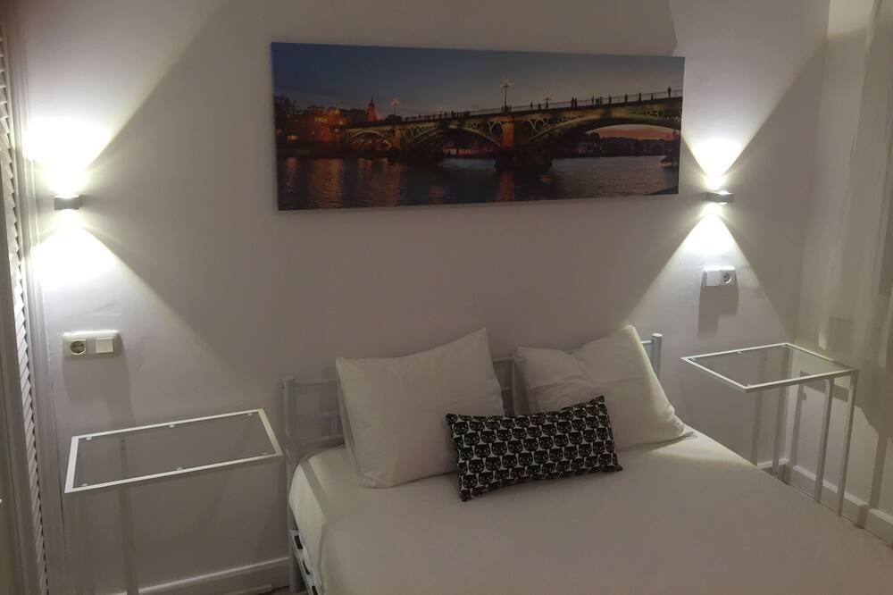 Photo of Bedroom in Valencina de la Concepcion