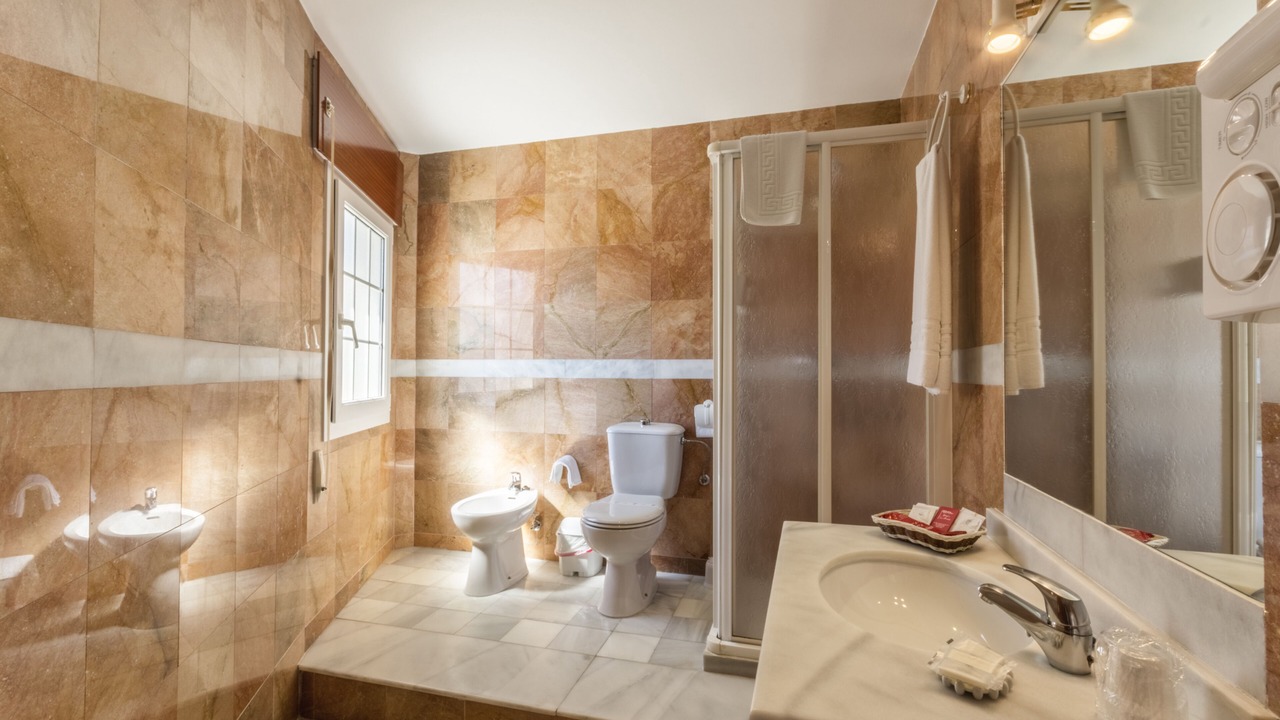 Photo of Bathroom in Rota