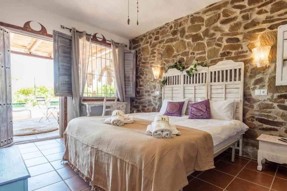 Photo of Bedroom in Sayalonga