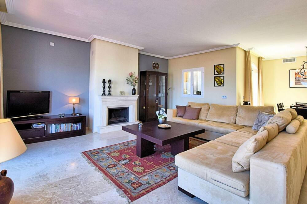 Photo of Livingroom in Puerto de la Duquesa