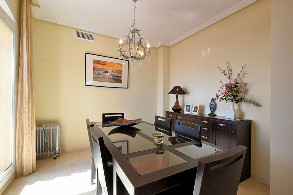 Photo of Livingroom in Puerto de la Duquesa