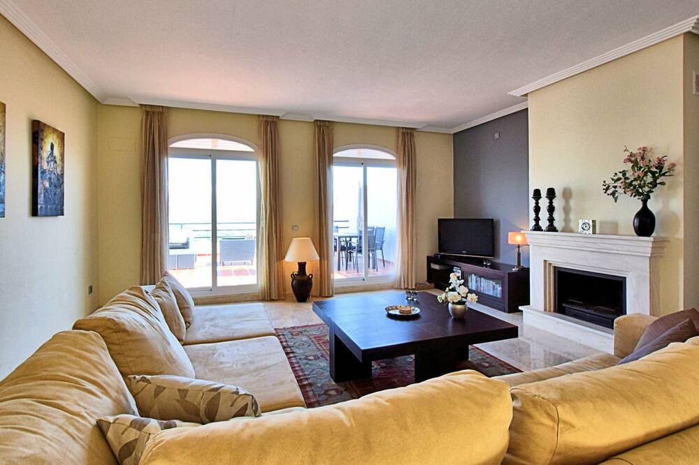 Photo of Livingroom in Puerto de la Duquesa
