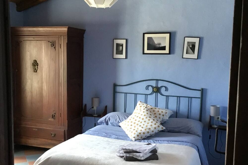 Photo of Bedroom in Valencia de Alcantara