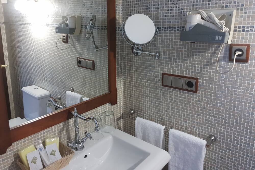 Photo of Bedroom in Porcuna