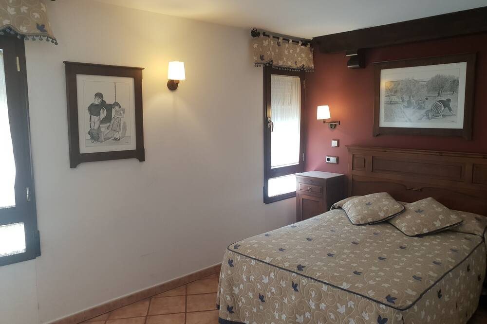Photo of Bedroom in Porcuna