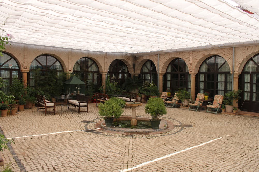 Photo of Patio Balcony in Cazalla De La Sierra