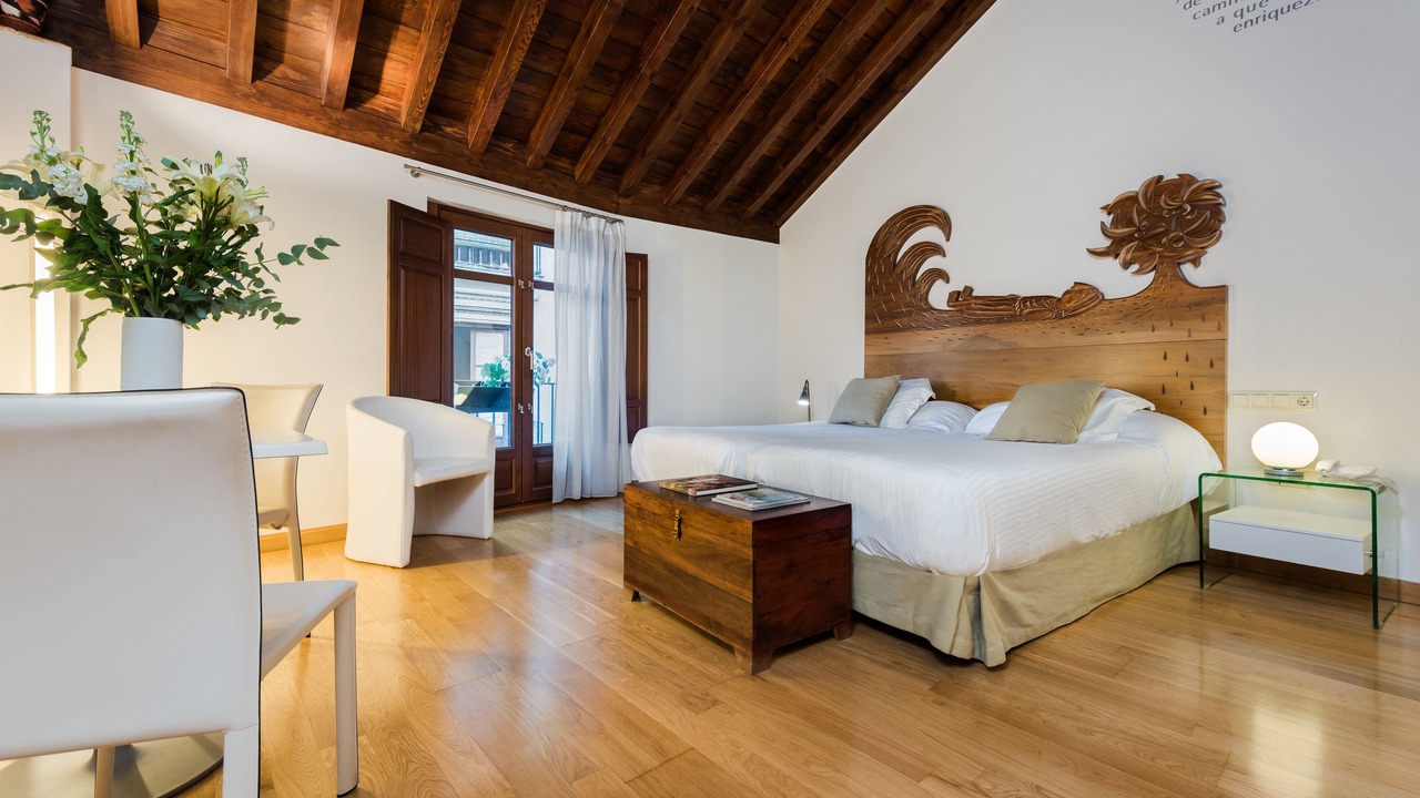 Photo of Bedroom in Central District