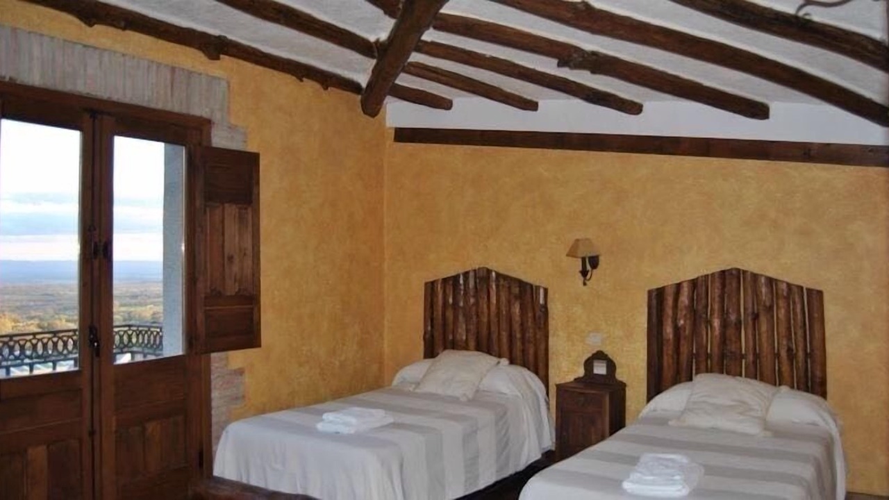 Photo of Bedroom in Arroyomolinos de la Vera