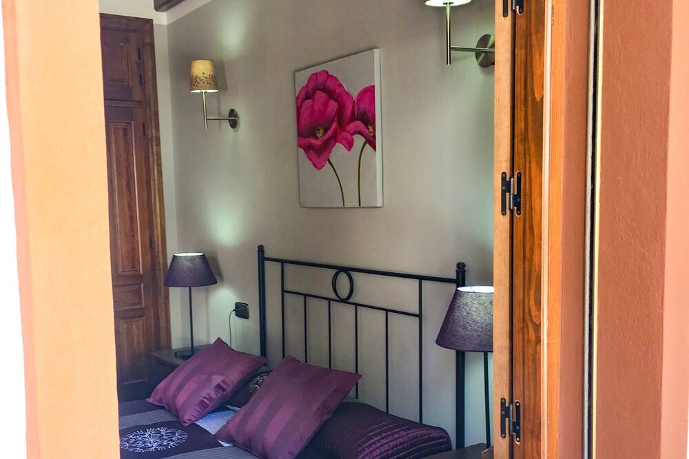 Photo of Bedroom in Montecorto