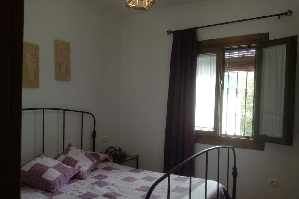 Photo of Bedroom in Linares de la Sierra