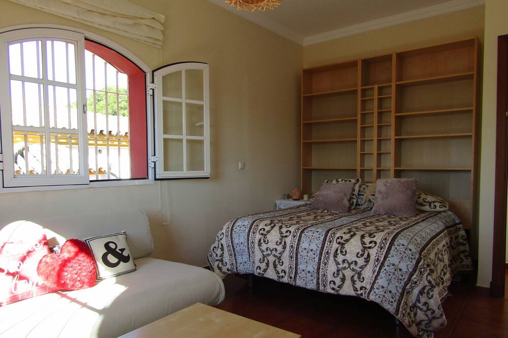 Photo of Bedroom in El Puerto de Santa Maria