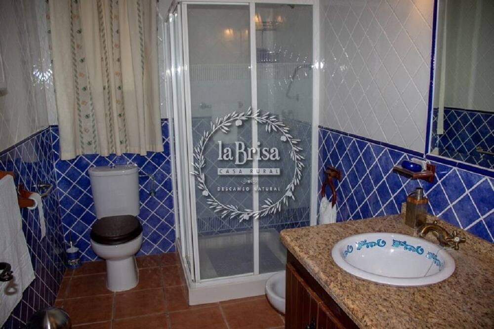 Photo of Bathroom in Pozo Alcon