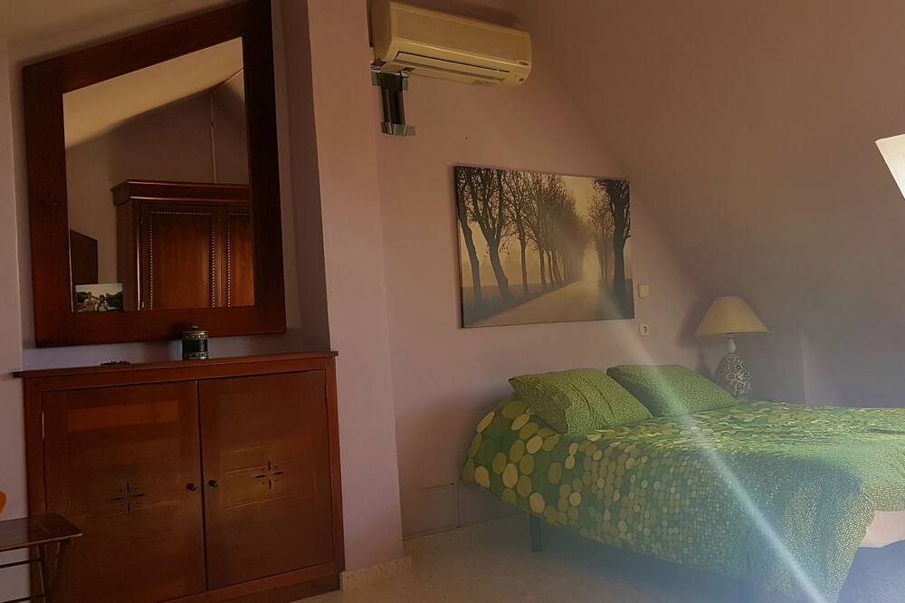 Photo of Bedroom in Urbanizacion Puerto de Estepona
