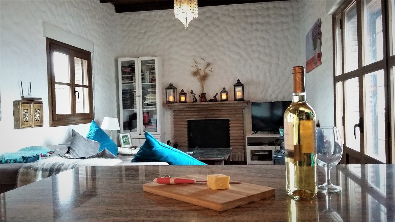 Photo of Livingroom in Alozaina