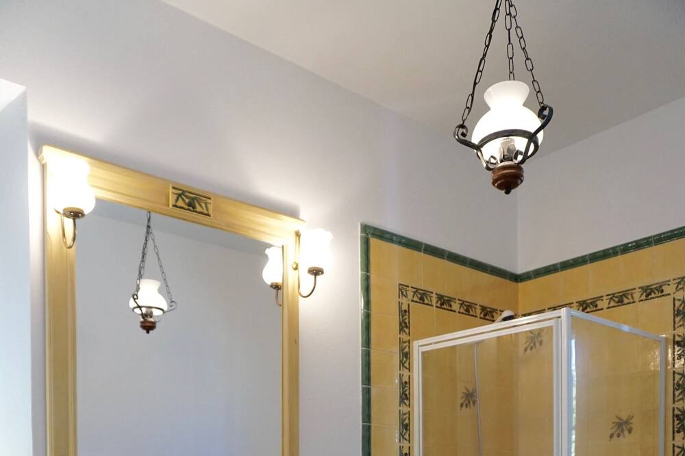 Photo of Bathroom in Valle de Abdalagis