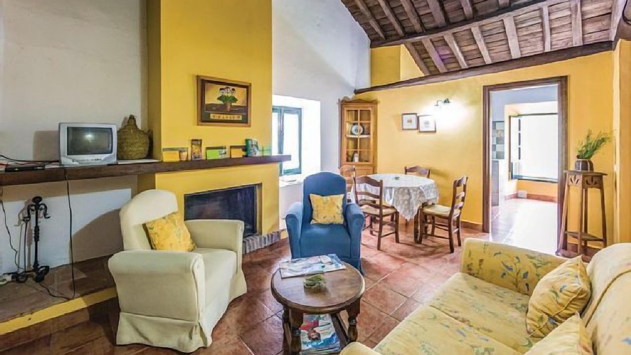 Photo of Livingroom in Cuevas del Becerro
