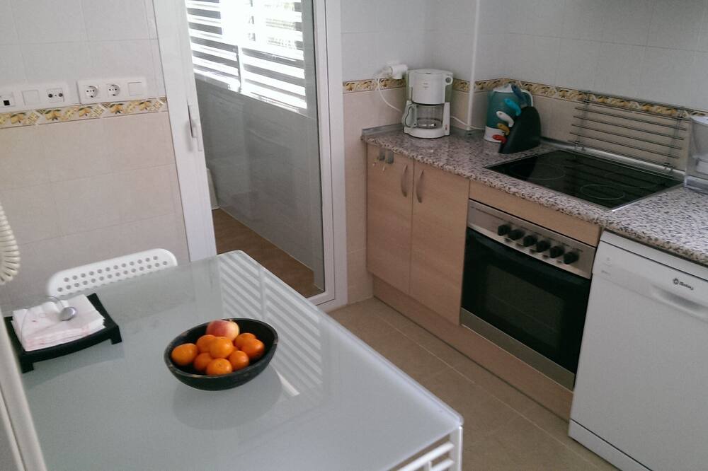 Photo of Kitchen in Benagalbon