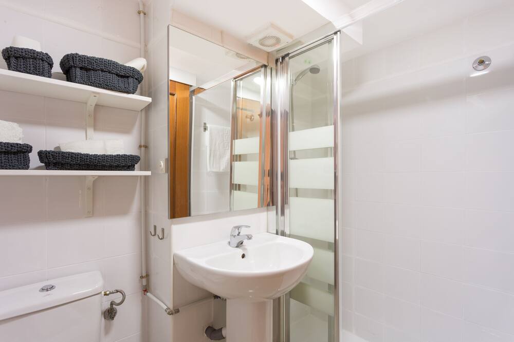 Photo of Bathroom in Encarnacion-Regina