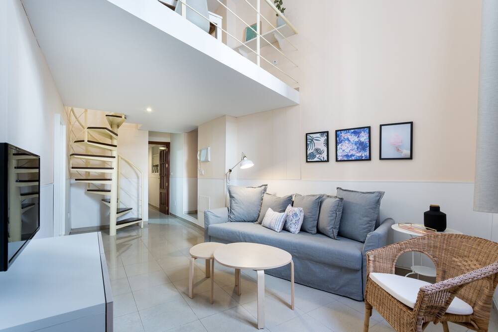Photo of Livingroom in Encarnacion-Regina