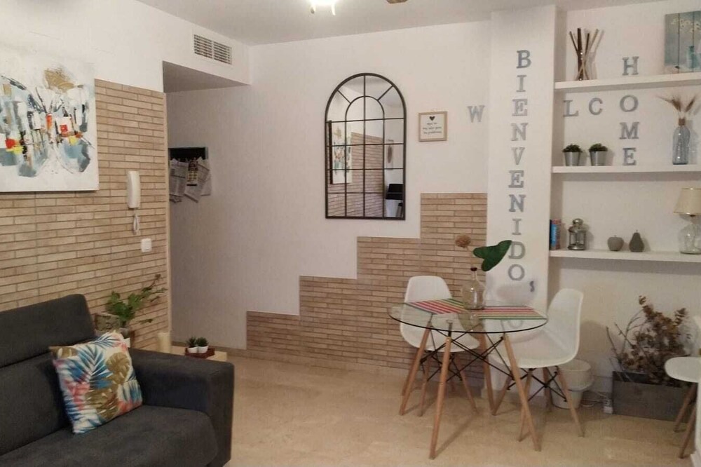Photo of Livingroom in San Francisco-Ribera