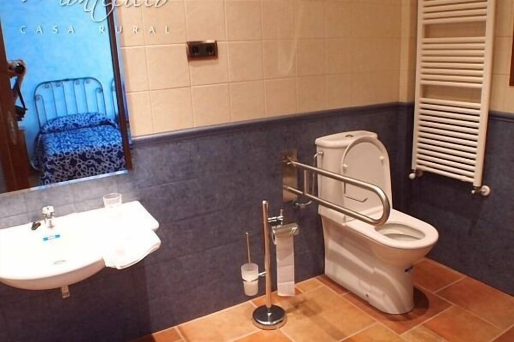Photo of Bathroom in Fuente el Fresno