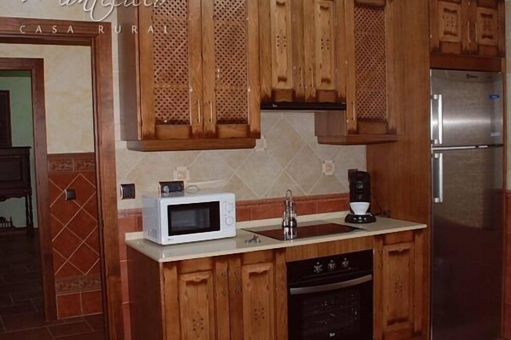 Photo of Kitchen in Fuente el Fresno