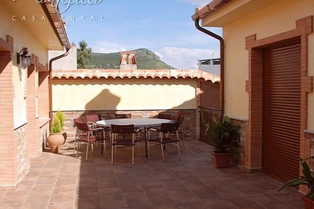 Photo of Patio Balcony in Fuente el Fresno