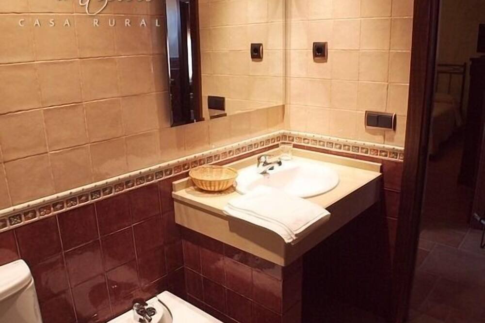 Photo of Bathroom in Fuente el Fresno