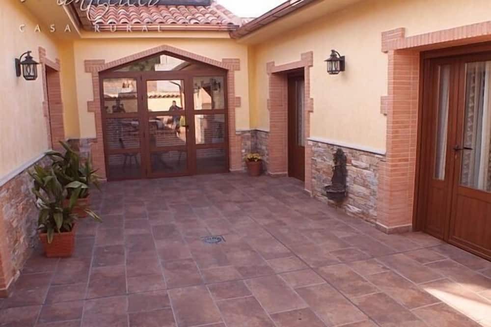 Photo of Outdoor in Fuente el Fresno