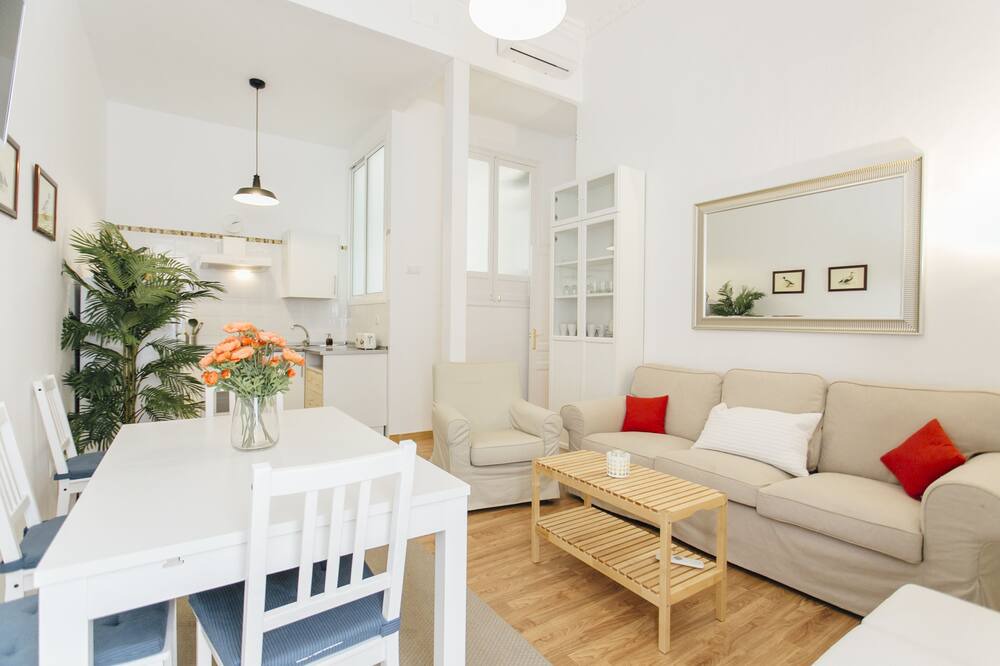 Photo of Livingroom in Encarnacion-Regina
