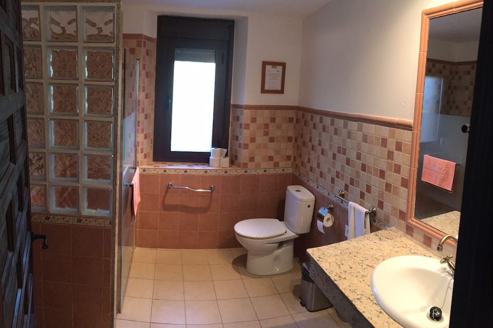 Photo of Bathroom in Aracena