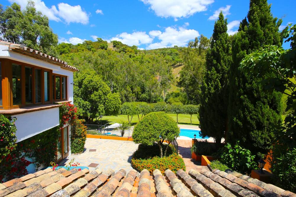 Photo of Others in Casares