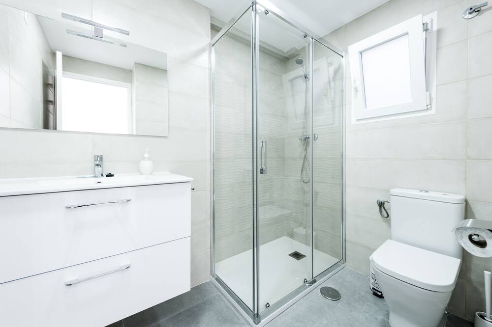 Photo of Bathroom in Nerja City Centre