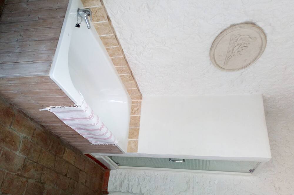 Photo of Bathroom in Alcala de los Gazules