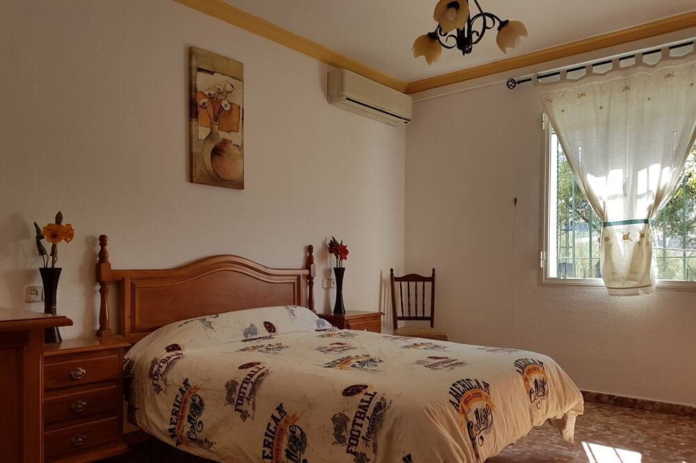 Photo of Bedroom in Baena