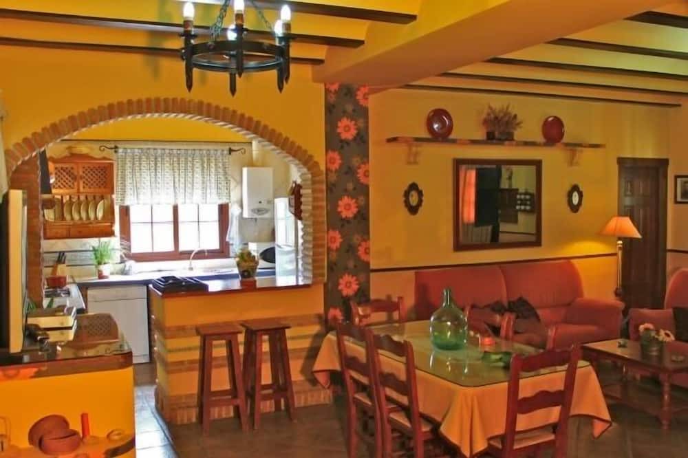 Photo of Livingroom in Carcabuey