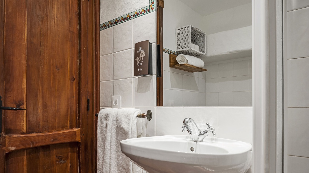 Photo of Bathroom in Conil de la Frontera City Center