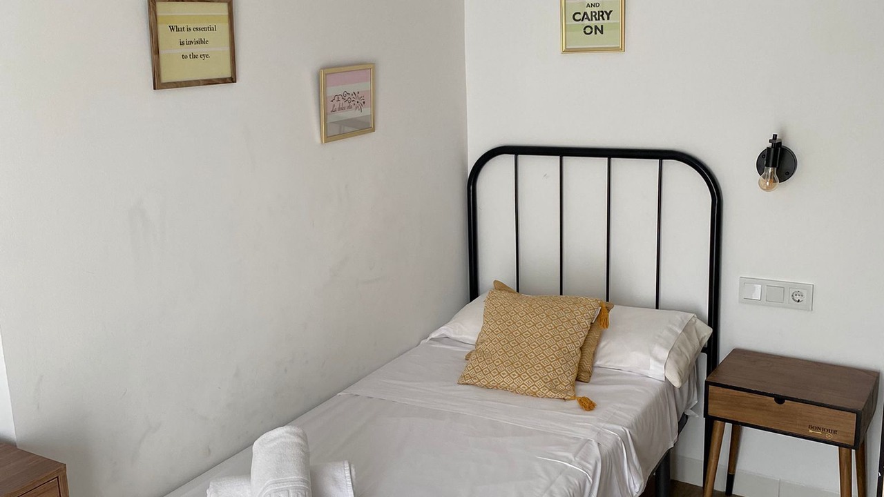 Photo of Bedroom in Central District
