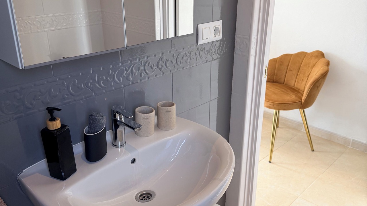 Photo of Bathroom in Oria