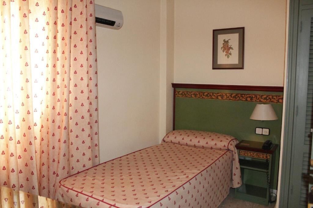 Photo of Bedroom in Andujar